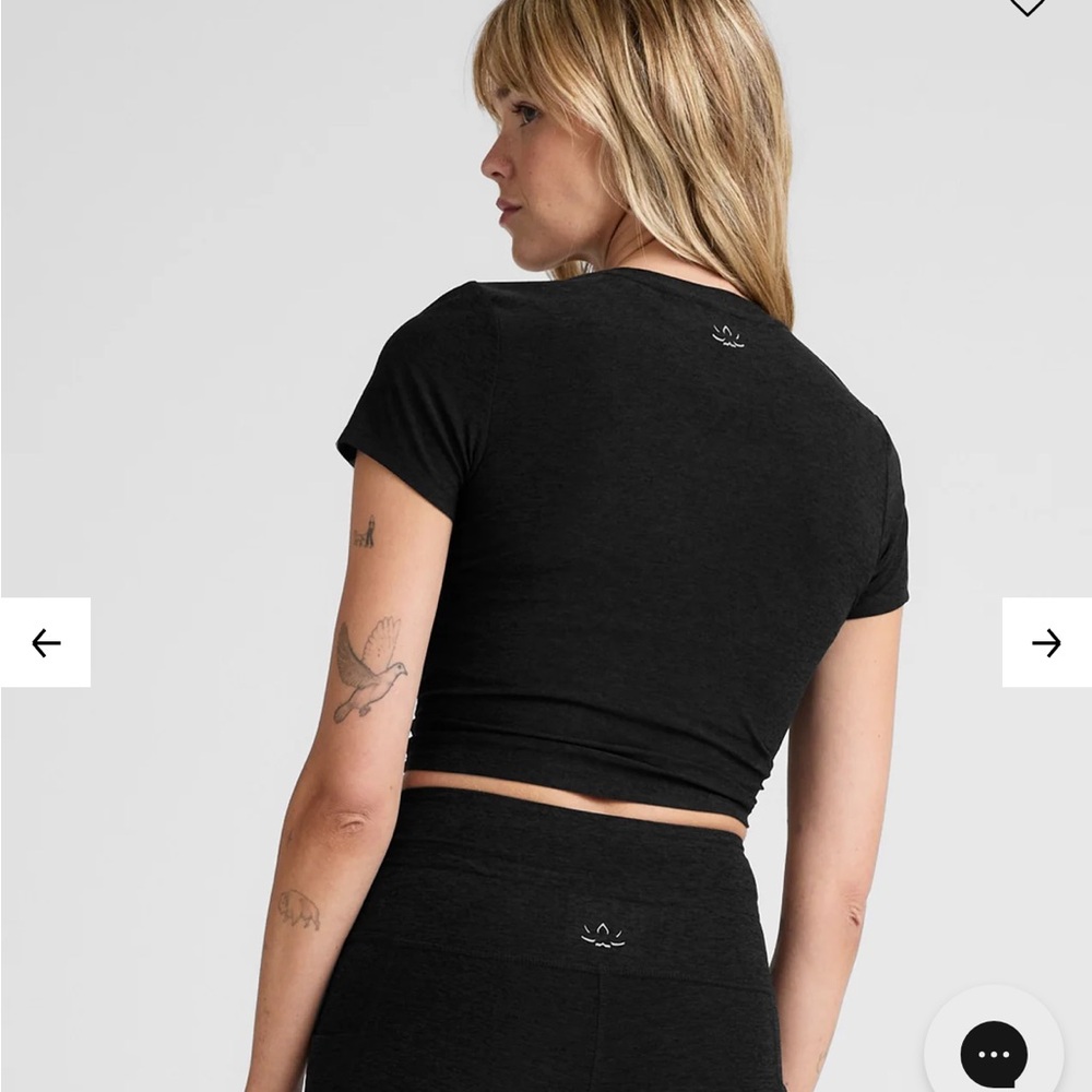 Beyond Yoga Black Crop Top - Picture 3 of 5